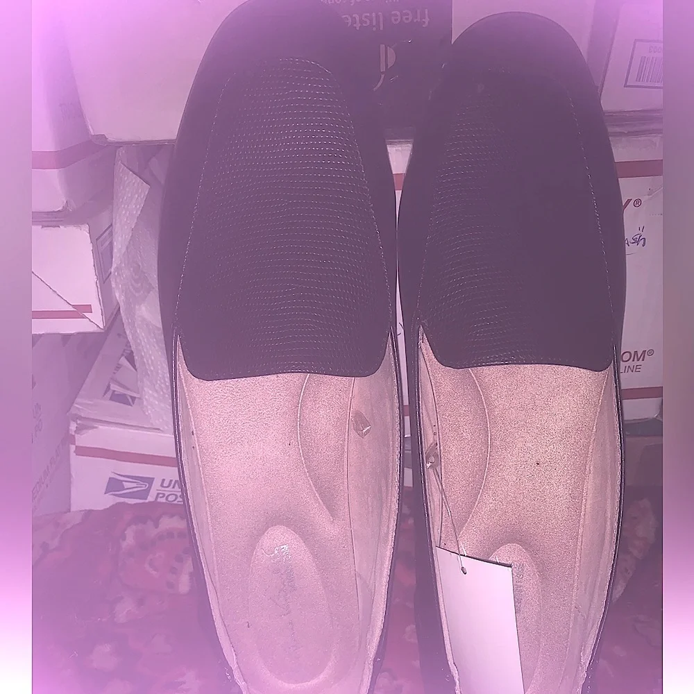 GLORIA VANDERBILT Marjorie Loafers Flats, Black Pebble NEW NIB memory foam 9.5 M